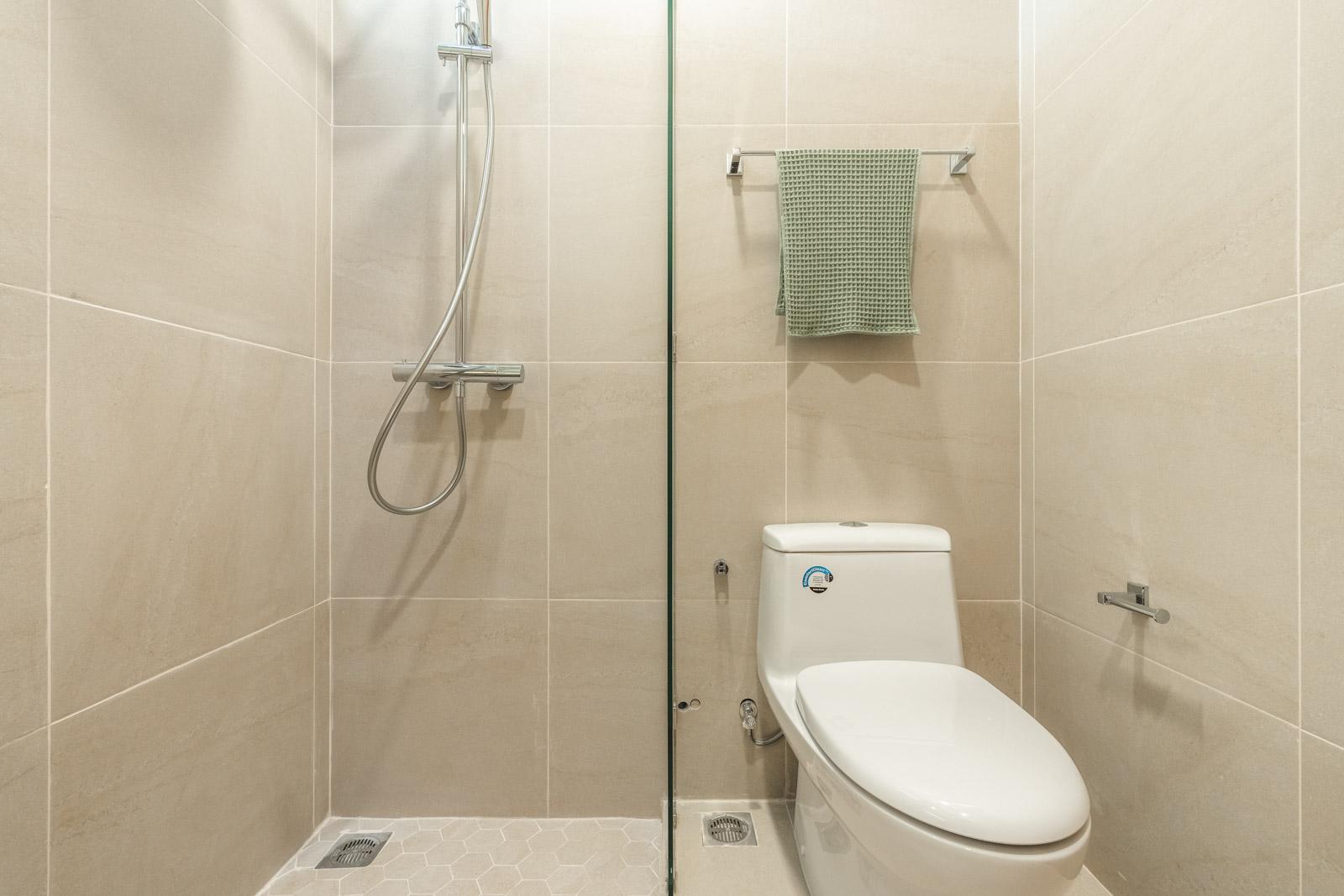 4 Bedroom Rungtiva Villa for Sale in Thalang - Near UWC International School - Photo 33