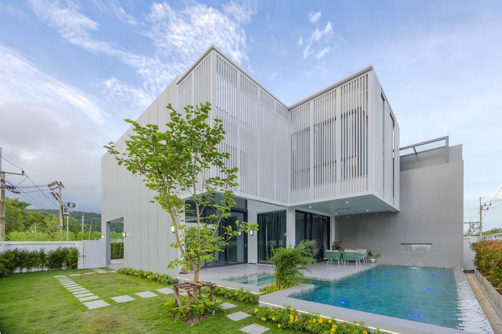4-Bedroom Pool Villa for Sale in Larimar Villas, Chalong - Near Phuket Fitness Street