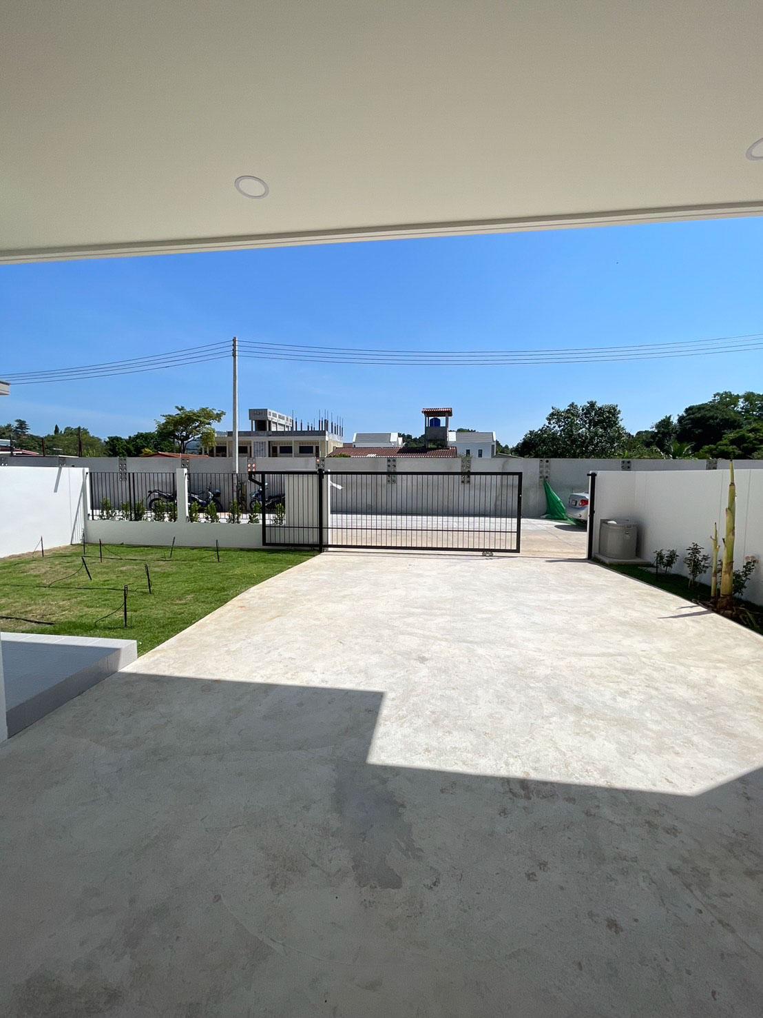 3-Bedroom Two-story House in NAI HOME Srisunthon 2 - Photo 2