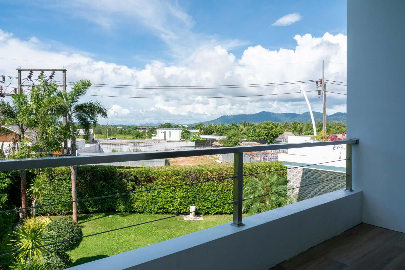 4-Bedroom Pool Villa with Games Room, Gym & Solar Power - The Lux Villa A1 - Photo 3