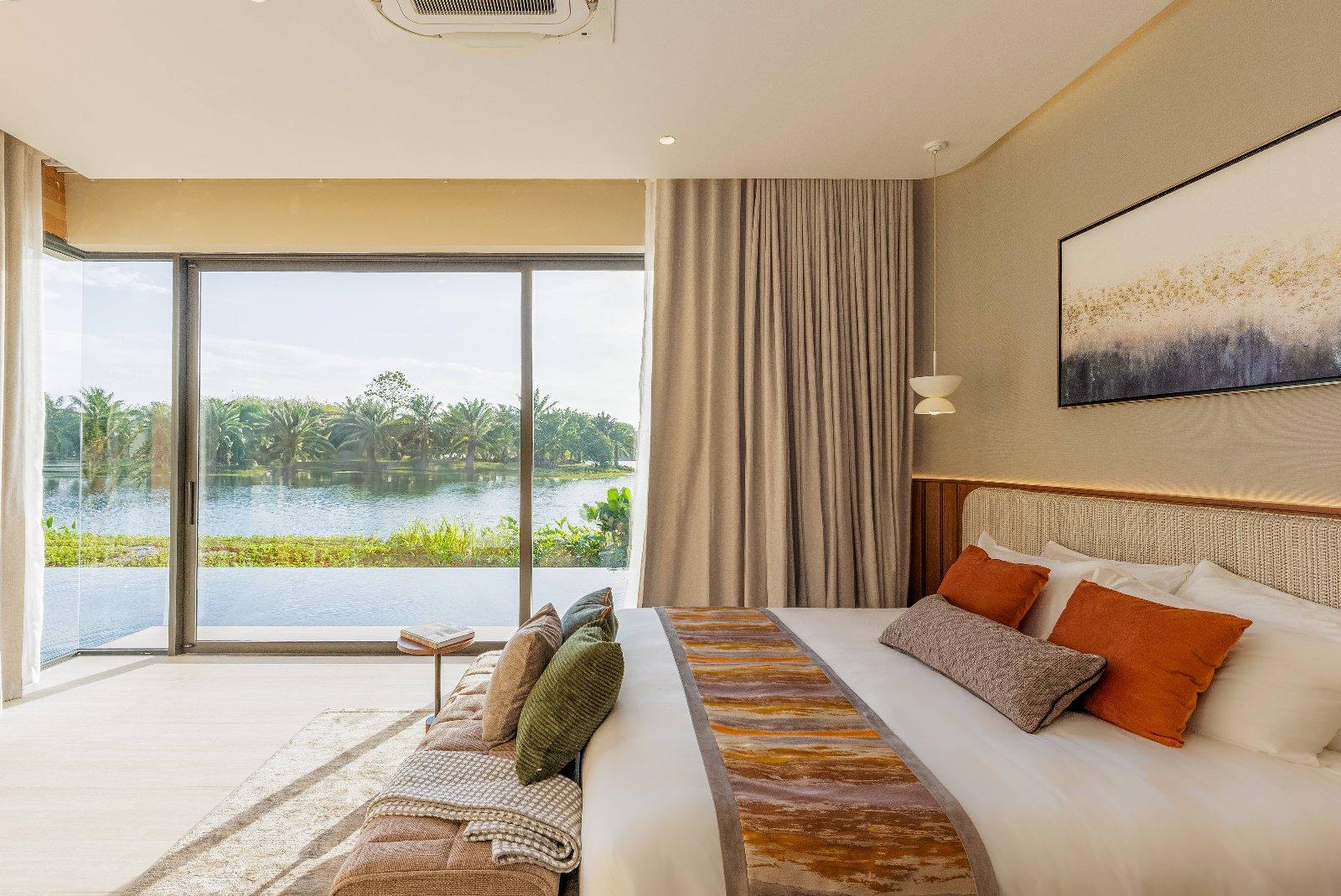 Interior view of Lake View 3-Bedroom Pool Villa for Sale in Serrana Villas, Ban Manik, Phuket