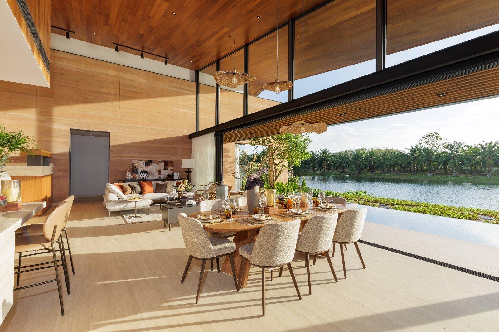 Interior view of Lakefront 4-Bedroom Pool Villa for Sale in Serrana Villas, Ban Manik, Phuket
