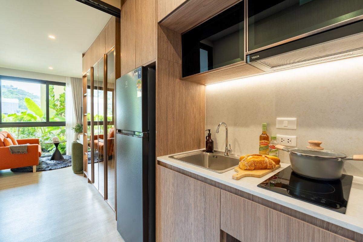 Interior view of 1 Bedroom Apartment at Saint Tropez Condo for Sale - Walking Distance to the Beach