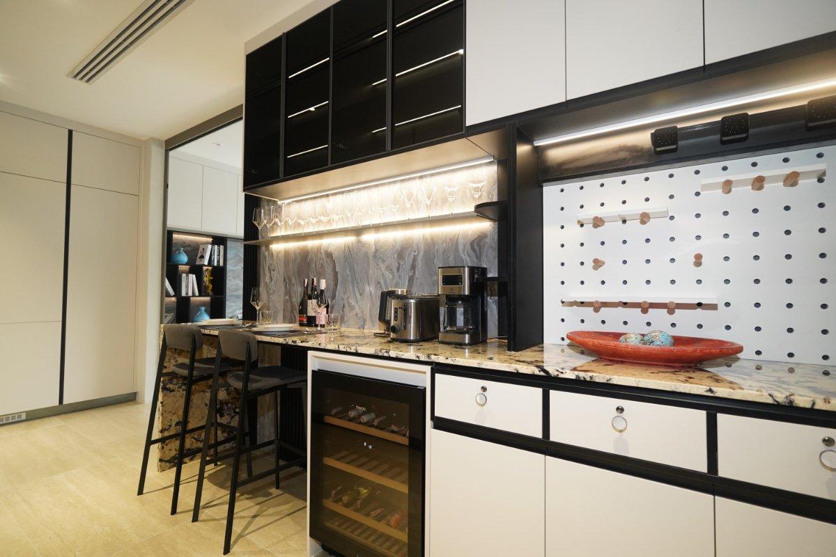 Interior view of 2 Bedroom Large Condo for Sale at The Liberty Condominium by Wallaya