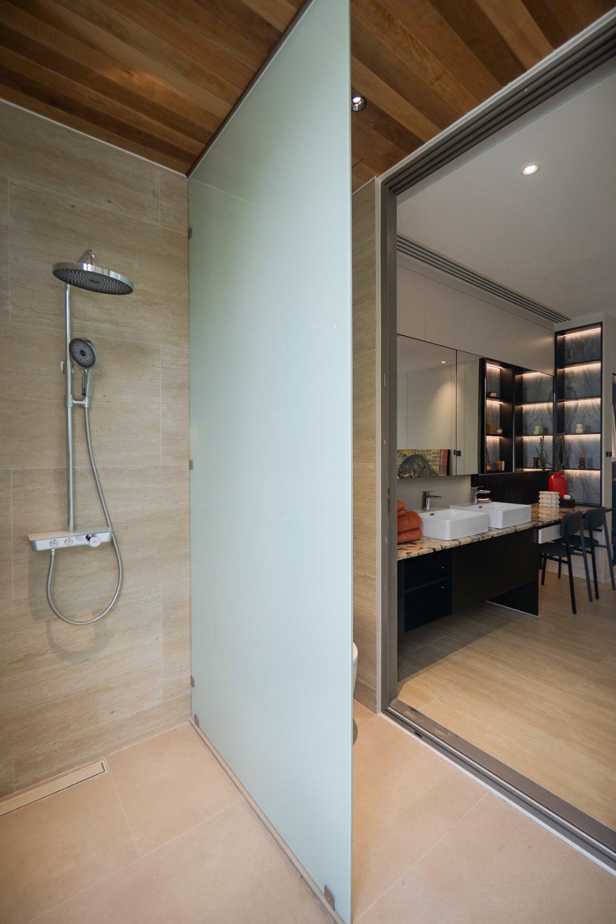 Interior view of 2 Bedroom Large Condo for Sale at The Liberty Condominium by Wallaya