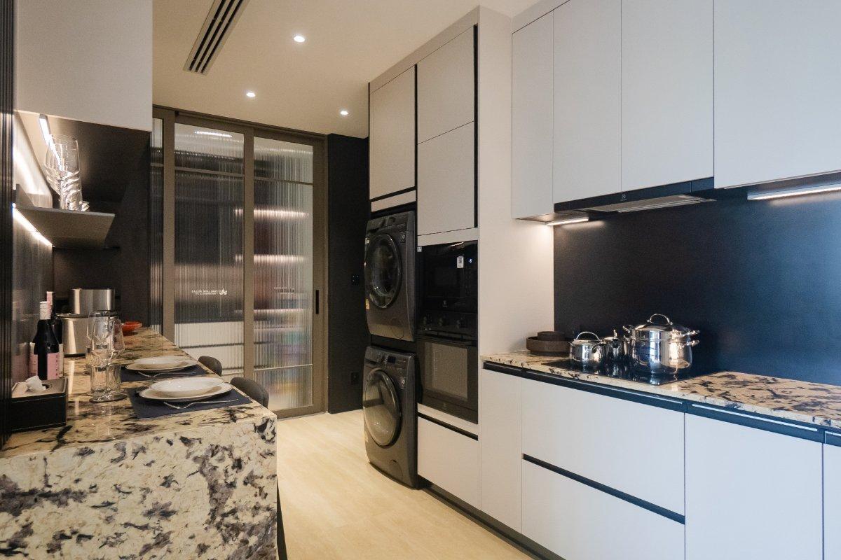 Interior view of 2 Bedroom Large Condo for Sale at The Liberty Condominium by Wallaya