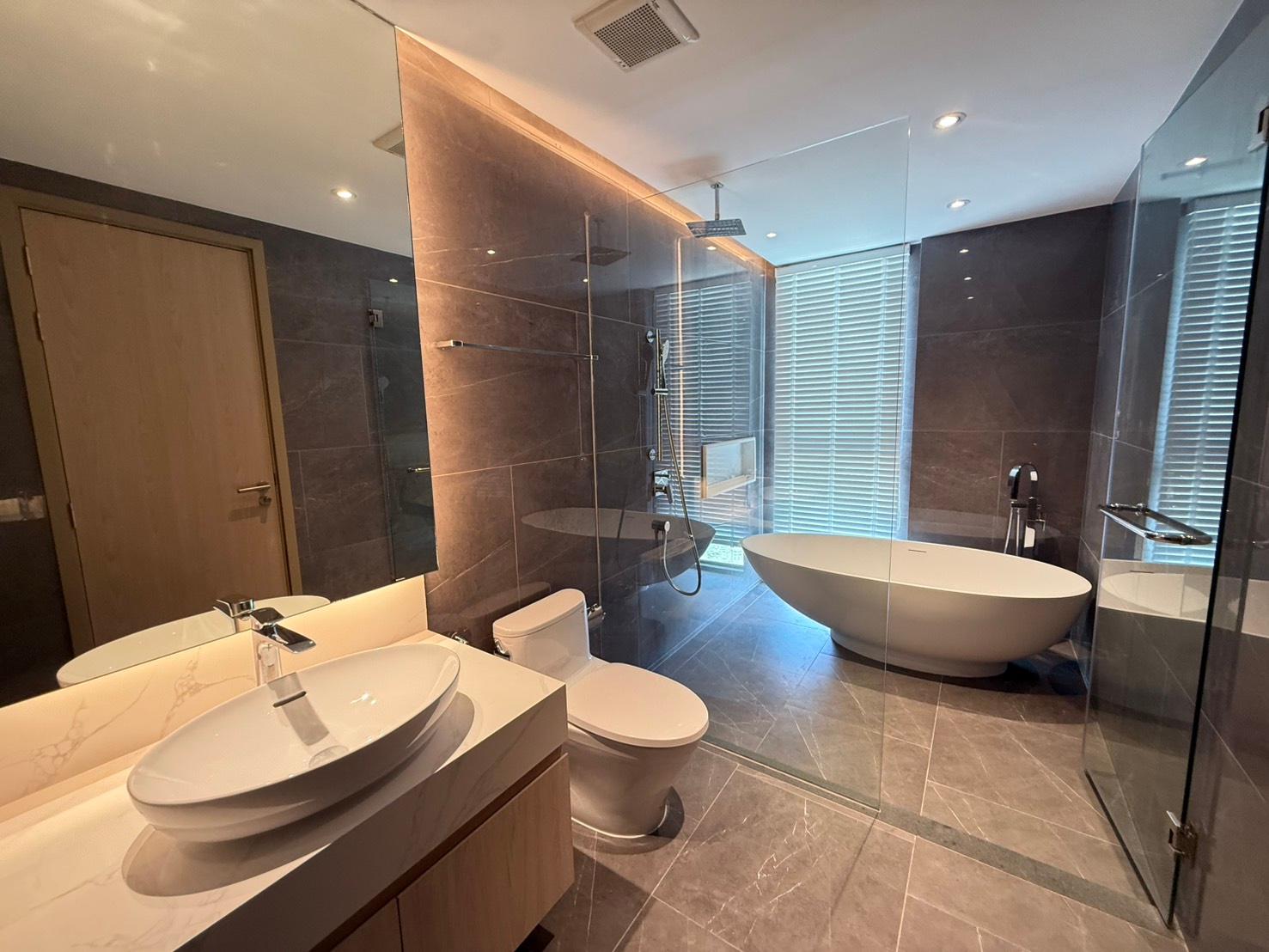 Interior view of 2-Bedroom Lake View Luxury Condo for Sale in THE AQUA by Boat Pattana, Bangtao
