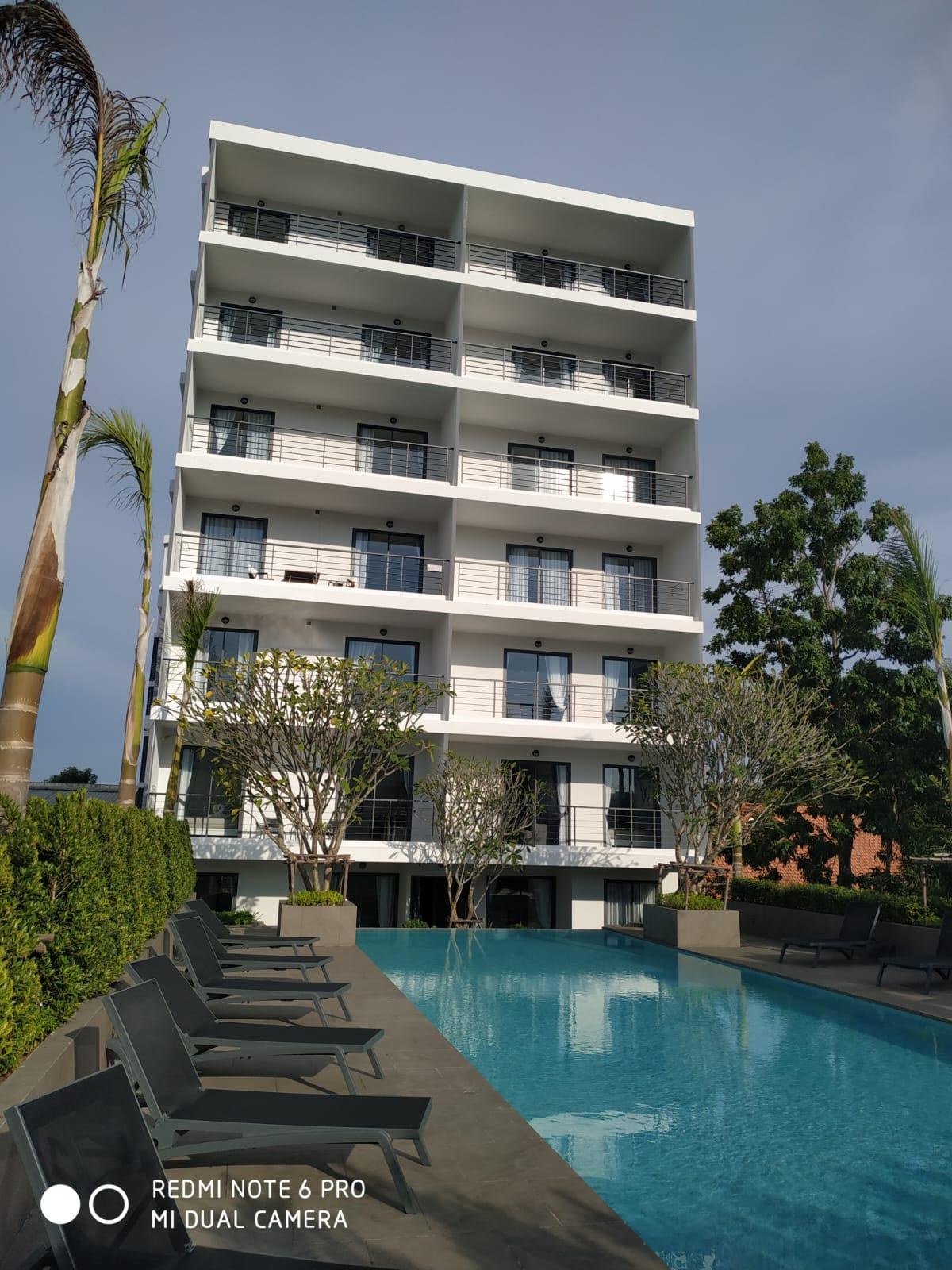 Interior view of Fully Furnished 2-Bedroom Foreign Freehold Condo for Sale in Noon Village Tower 2, Chalong