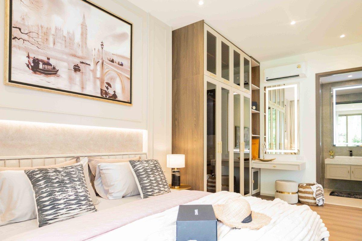 Interior view of 3 Bedroom Sky Pool Villa for Sale at Petit Tycoon, Surin Beach