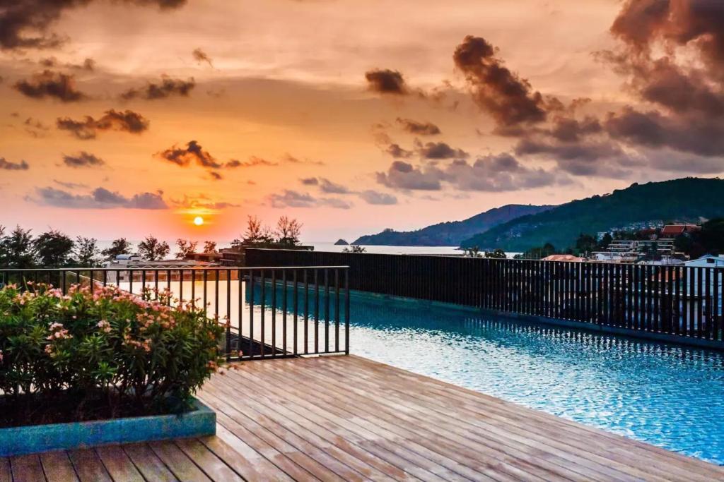 Interior view of 1 Bedroom Foreign Freehold Resale Condo at Deck Patong