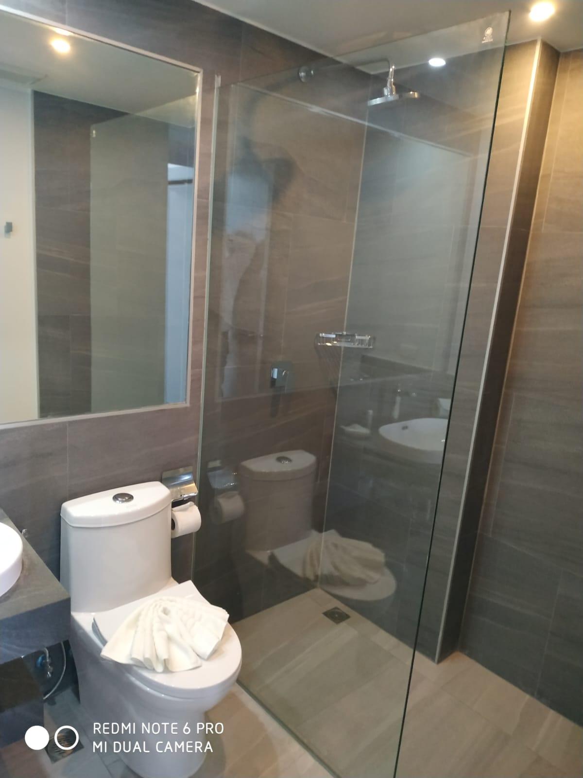 Interior view of Foreign Freehold 2-Bedroom Sea View Condo for Sale in Noon Village Tower 2, Chalong