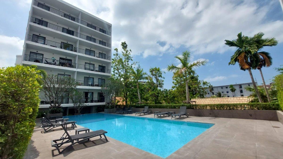 Interior view of Foreign Freehold 2-Bedroom Sea View Condo for Sale in Noon Village Tower 2, Chalong