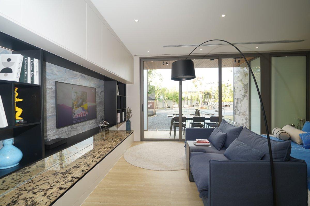 Interior view of 2 Bedroom Apartment for Sale at The Liberty Condominium by Wallaya