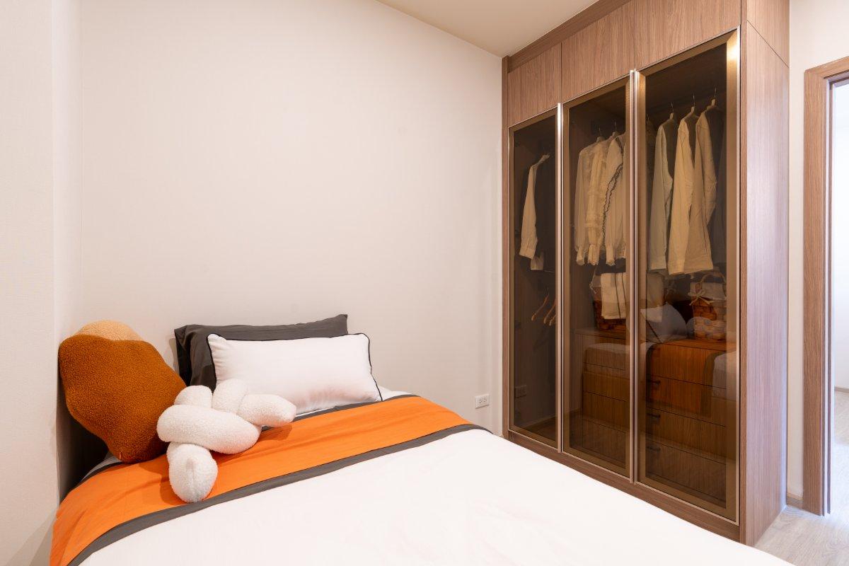 Interior view of 2 Bedroom Apartment at Saint Tropez Condo for Sale - Walking Distance to Naithon Beach
