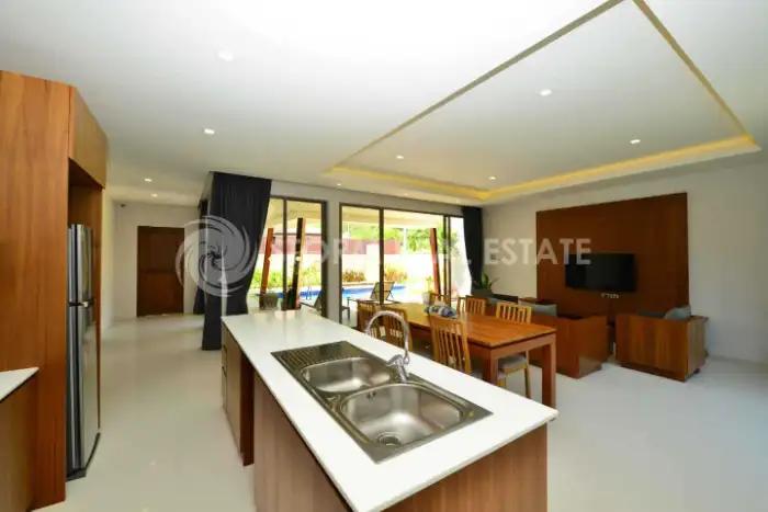 Interior view of Bamboo Garden Villa - V4