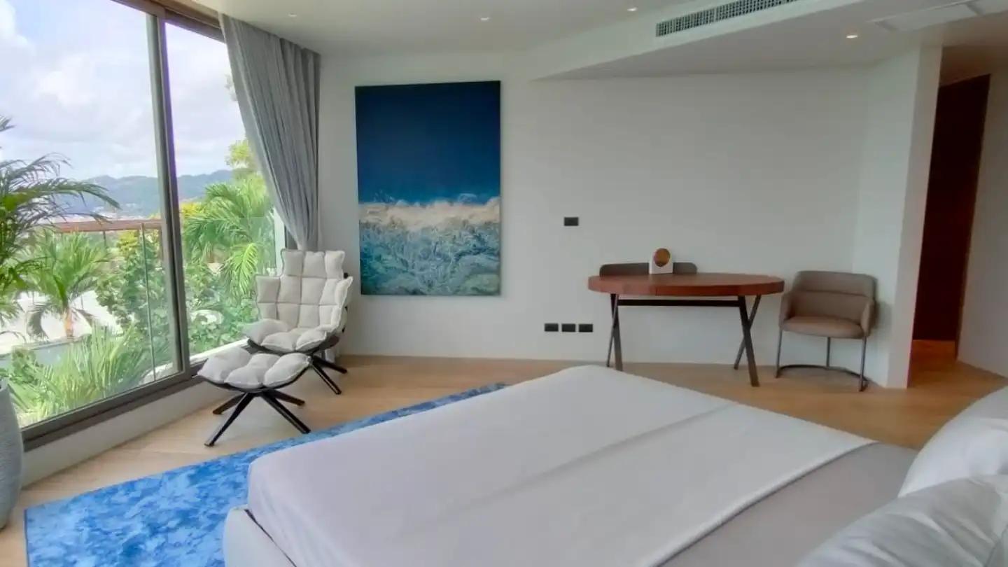 Interior view of Bluepoint Condo - 2 Bedroom Pool Access