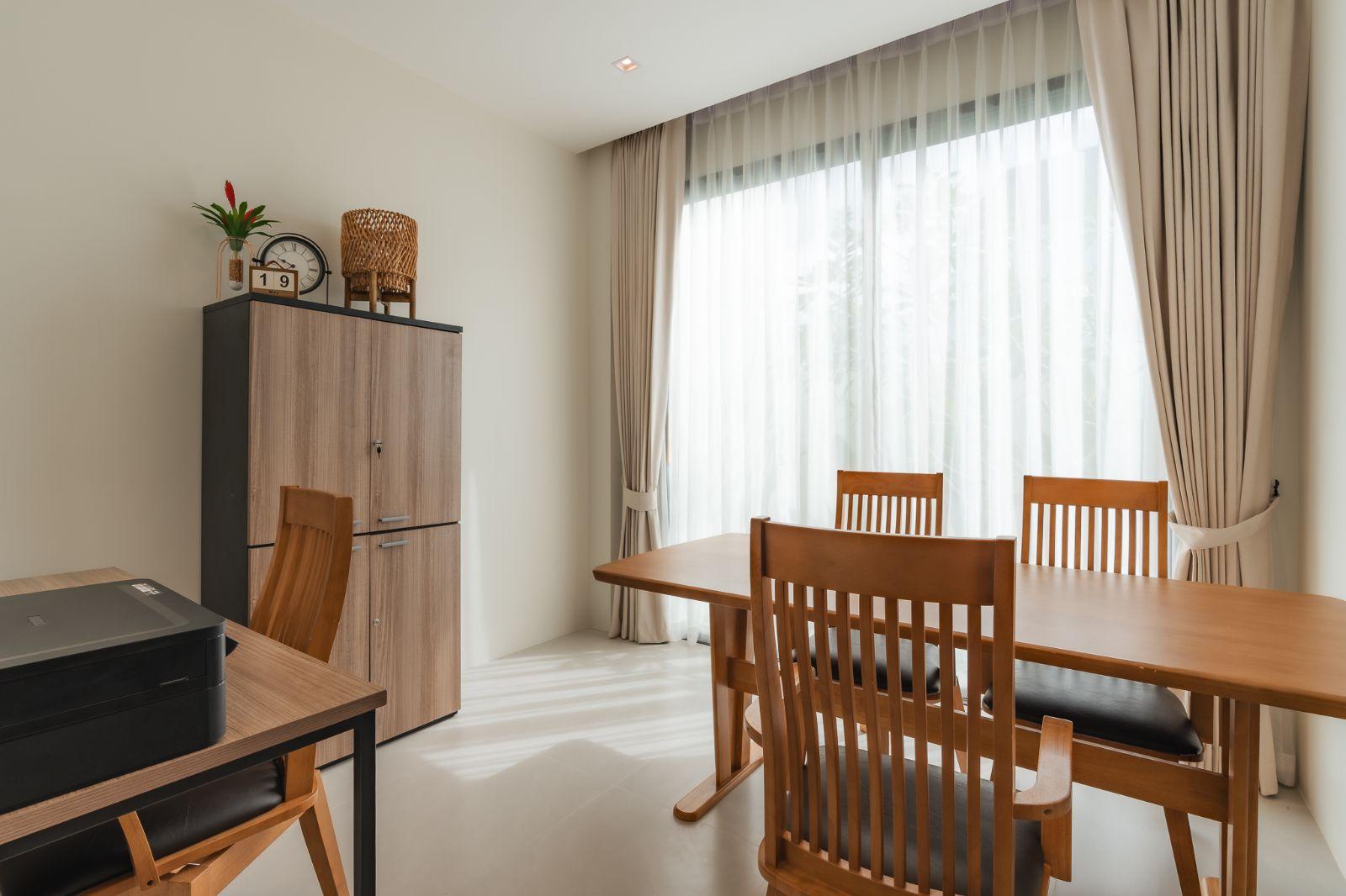 Interior view of 4 Bedroom Pool Villa for Sale in The Wynn Villas, Pasak 8, Cherngtalay