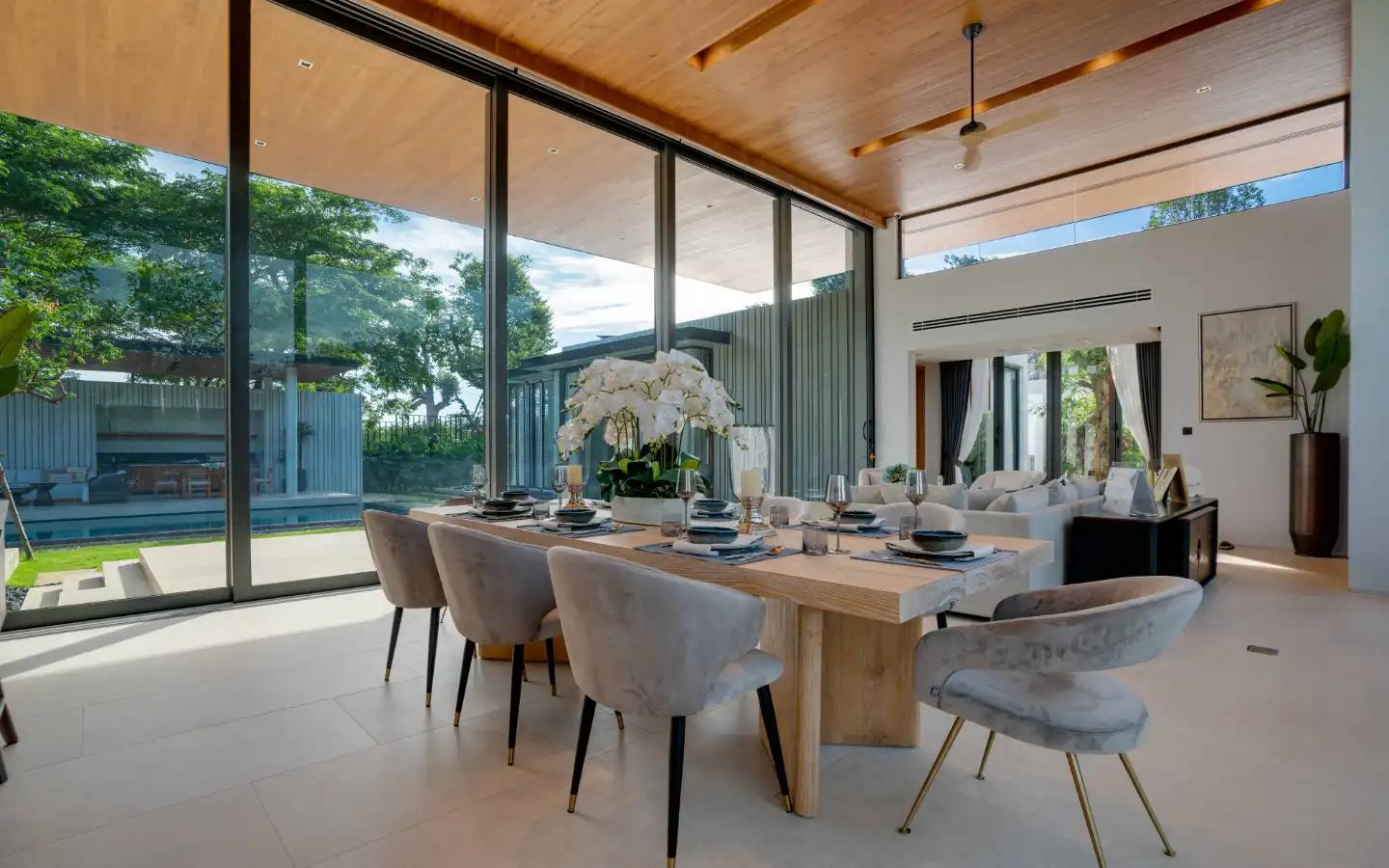 Interior view of Resale 4 Bedroom Villa at Botanica Foresta, Zone A