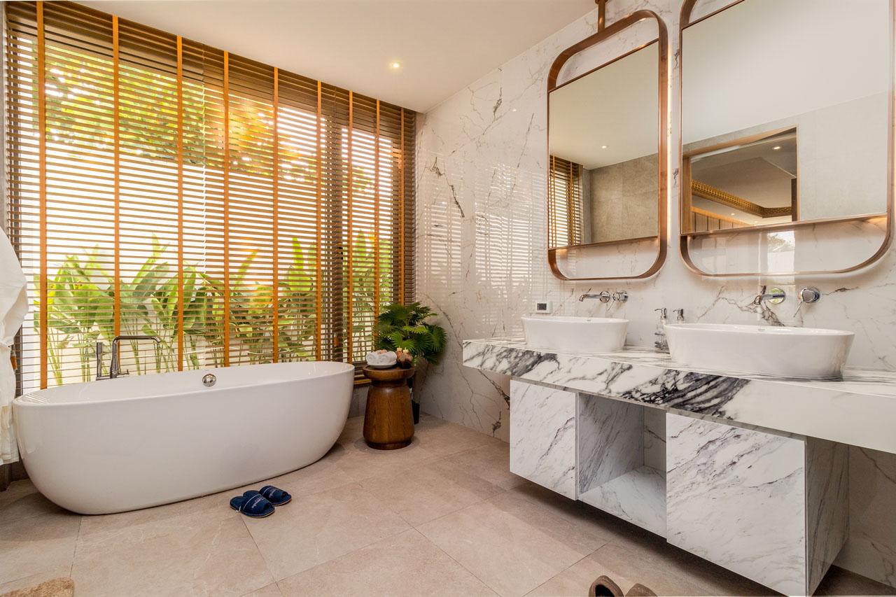 Fully Furnished 4-Bedroom Erawana Grand Villa 4 - Near Bang Tao Beach and Layan Beach - Photo 9