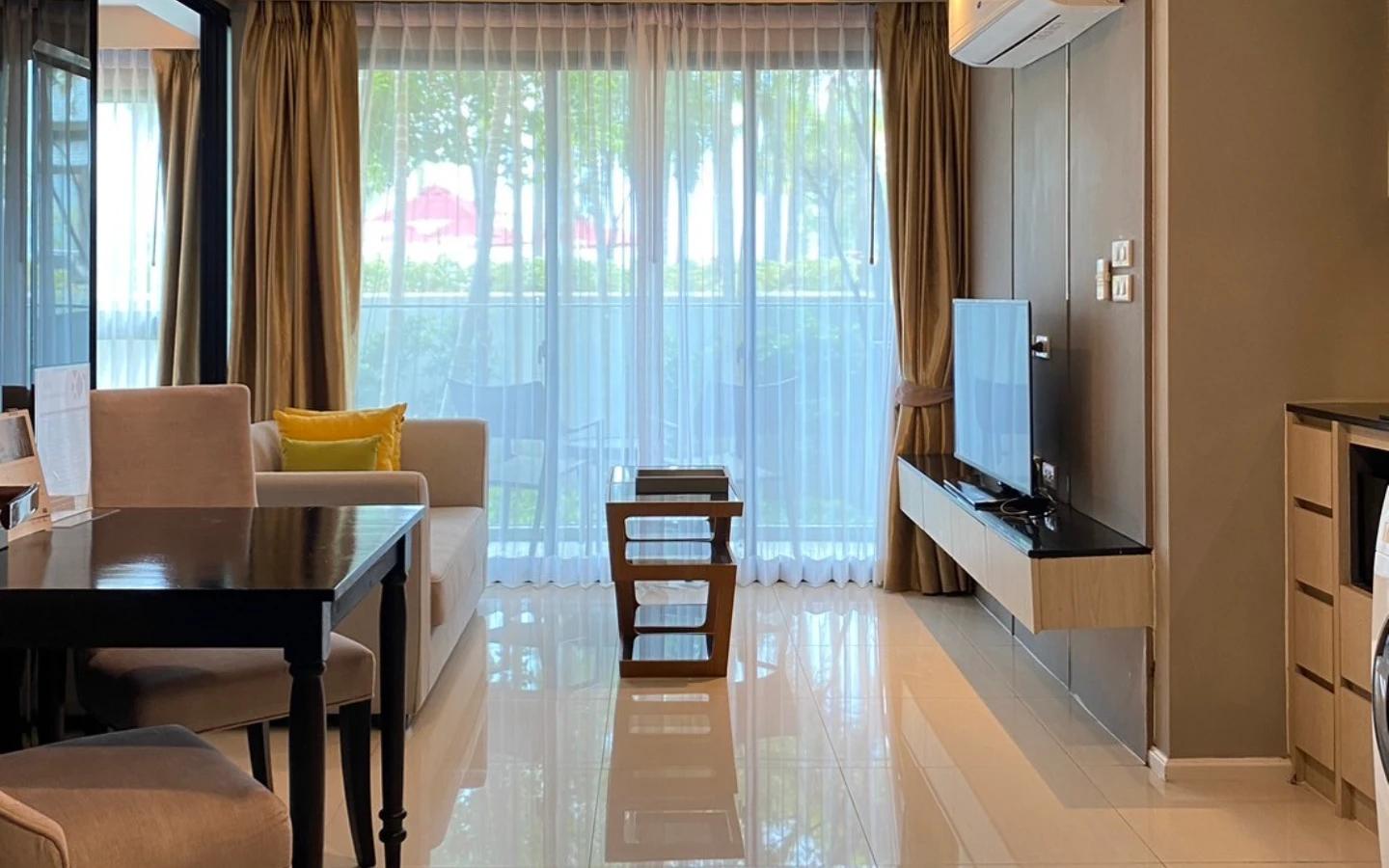 Interior view of 1 Bedroom Condo for Sale at Panora Mida Grande Surin - D103 - Standard Type