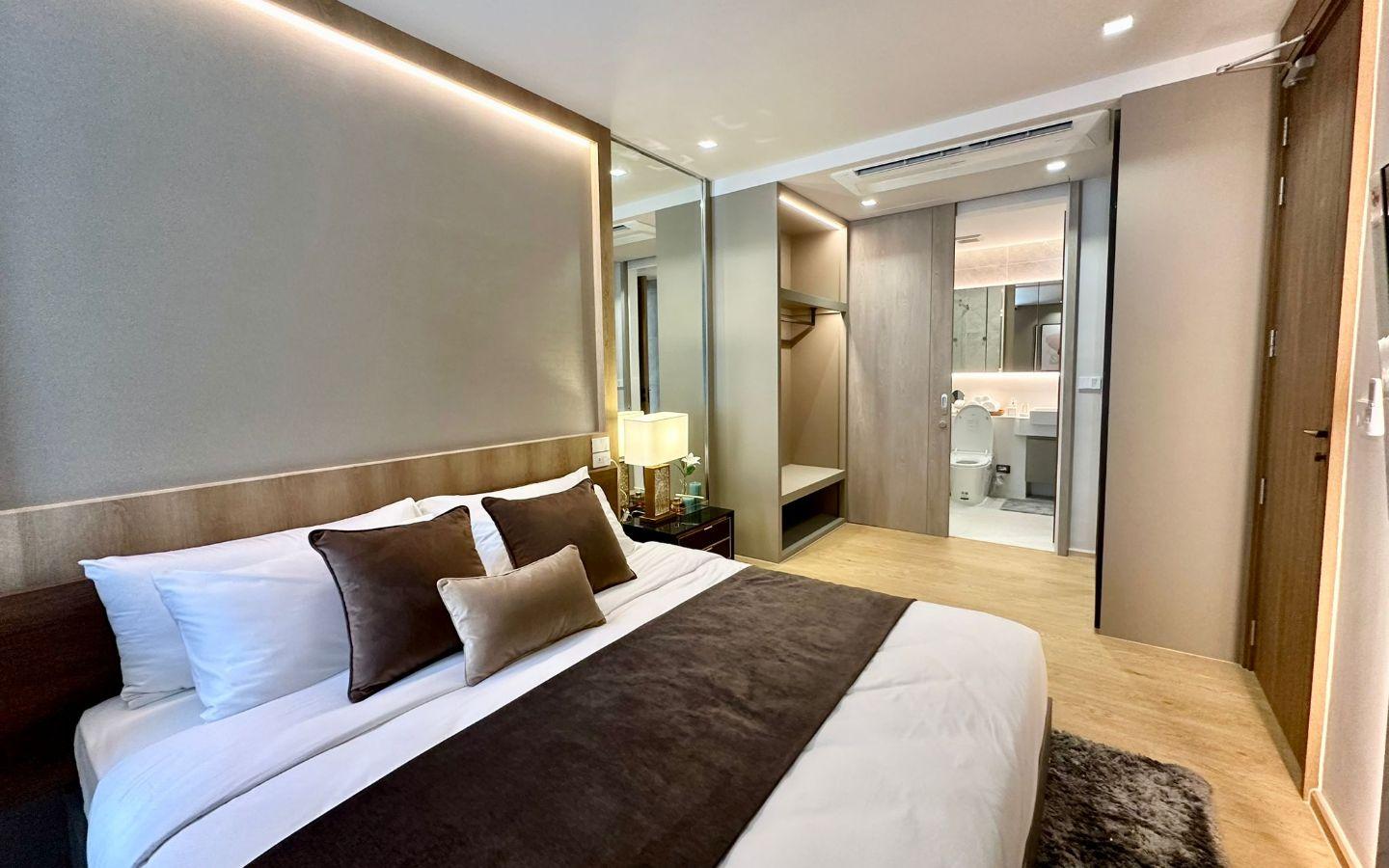 Interior view of Large 1 Bedroom Condo for Sale at The Balance Condo, Kata