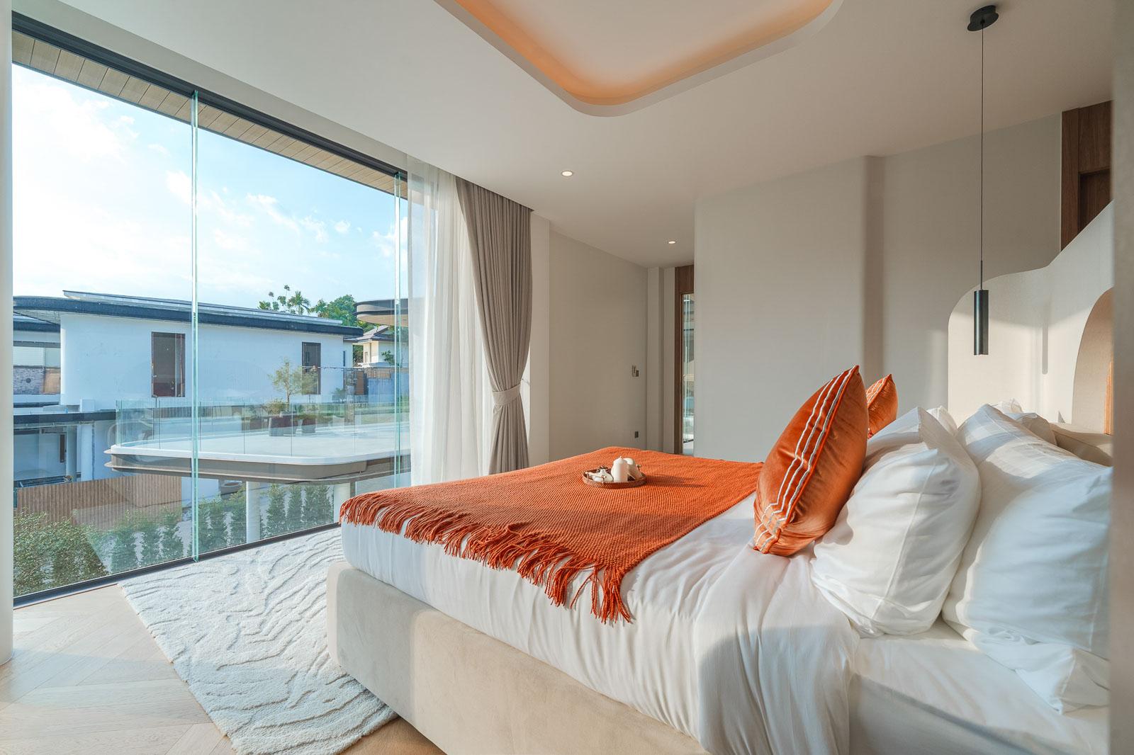 Private 5-Bedroom Pool Villa for Sale in Nature's Rest - Cherngtalay, Phuket - Photo 12