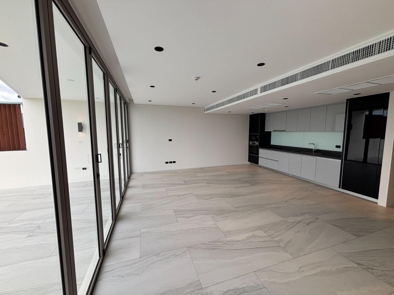 Interior view of 2 Bedroom Sea View Apartment for Sale at Bluepoint Condo, Patong - Unit 103