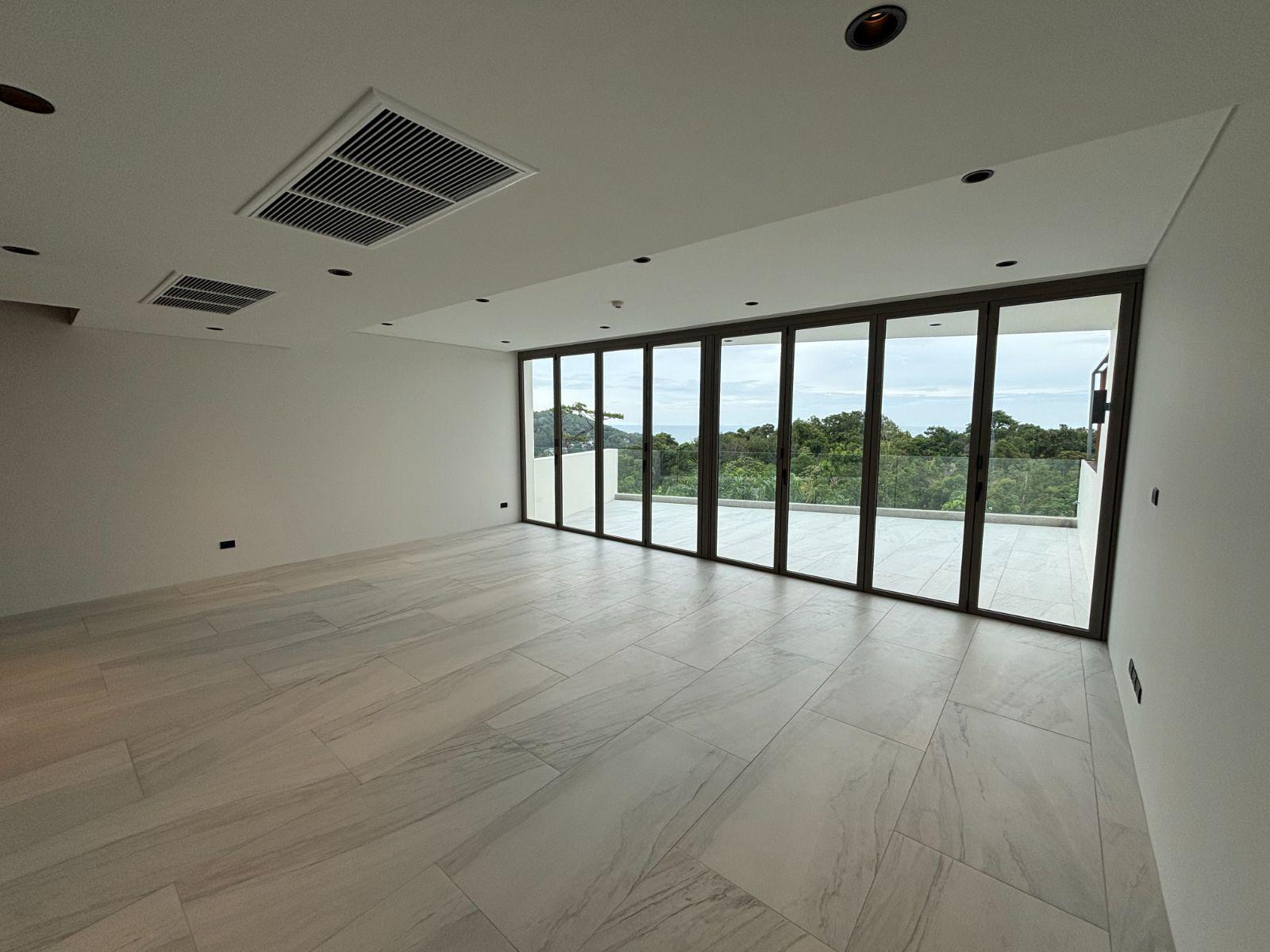 Interior view of 2 Bedroom Sea View Apartment for Sale at Bluepoint Condo, Patong - Unit 103