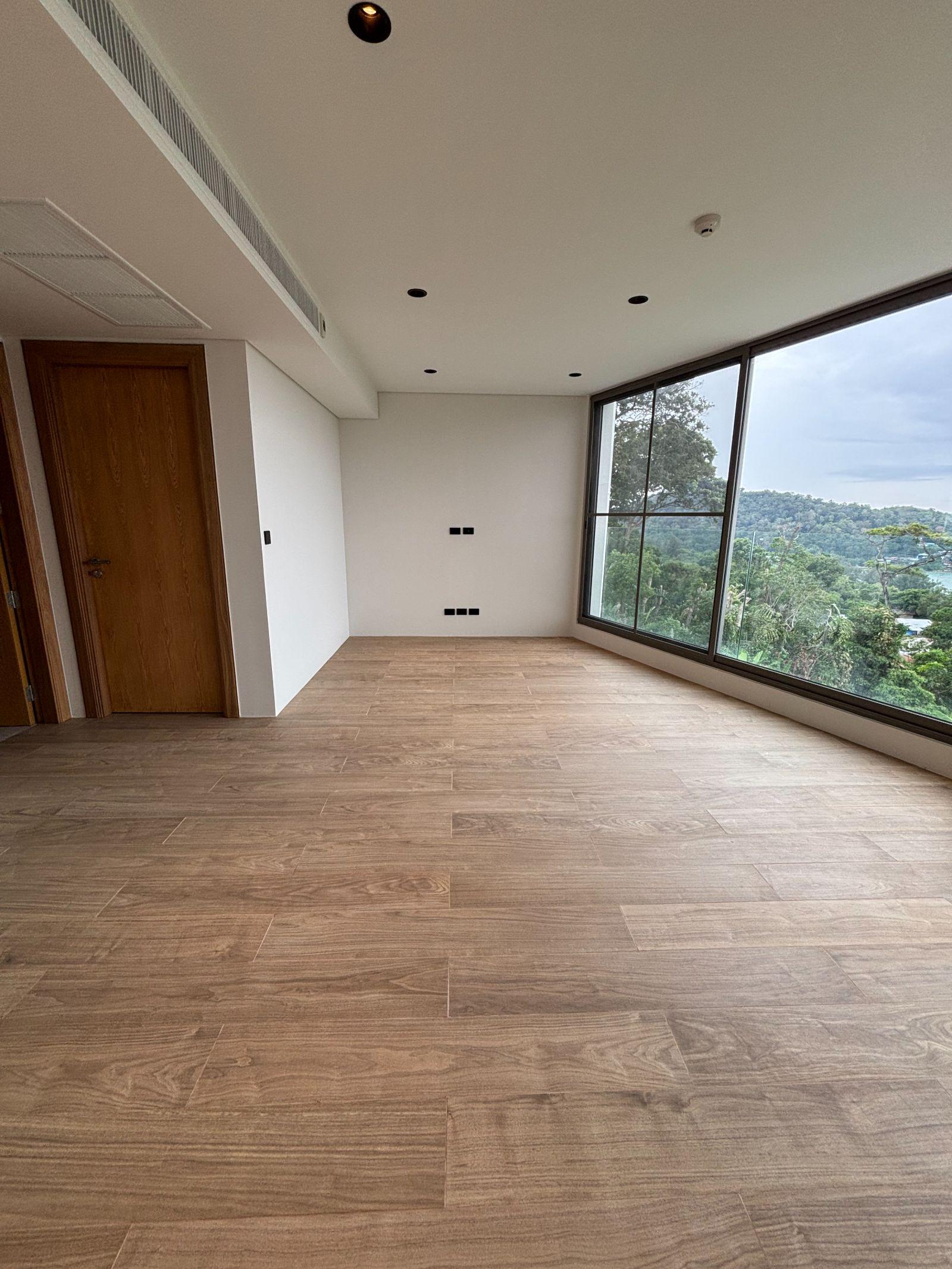 Interior view of 2 Bedroom Sea View Apartment for Sale at Bluepoint Condo, Patong - Unit 103