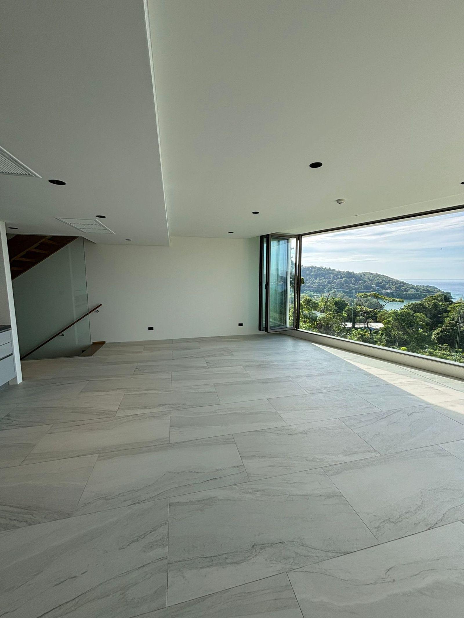 Interior view of 3 Bedroom Sea View Penthouse for Sale at Bluepoint Condo, Patong
