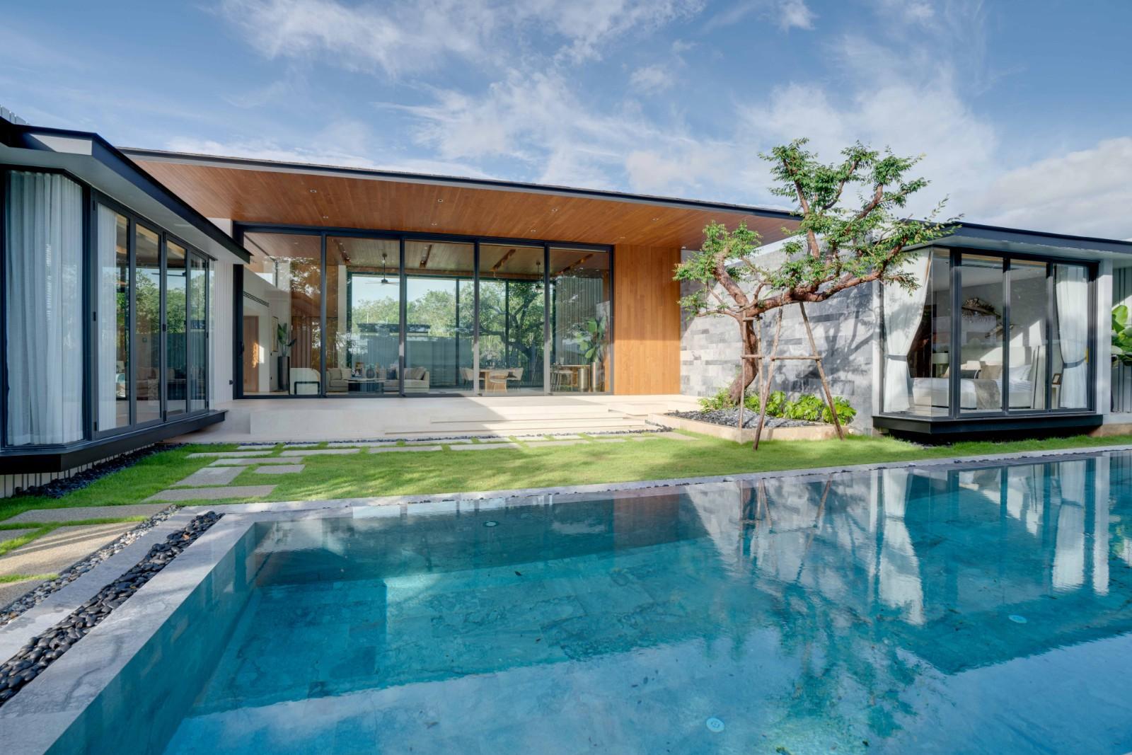 Interior view of 4 Bedroom Modern Pool Villas for Sale in Botanica Green Boulevard
