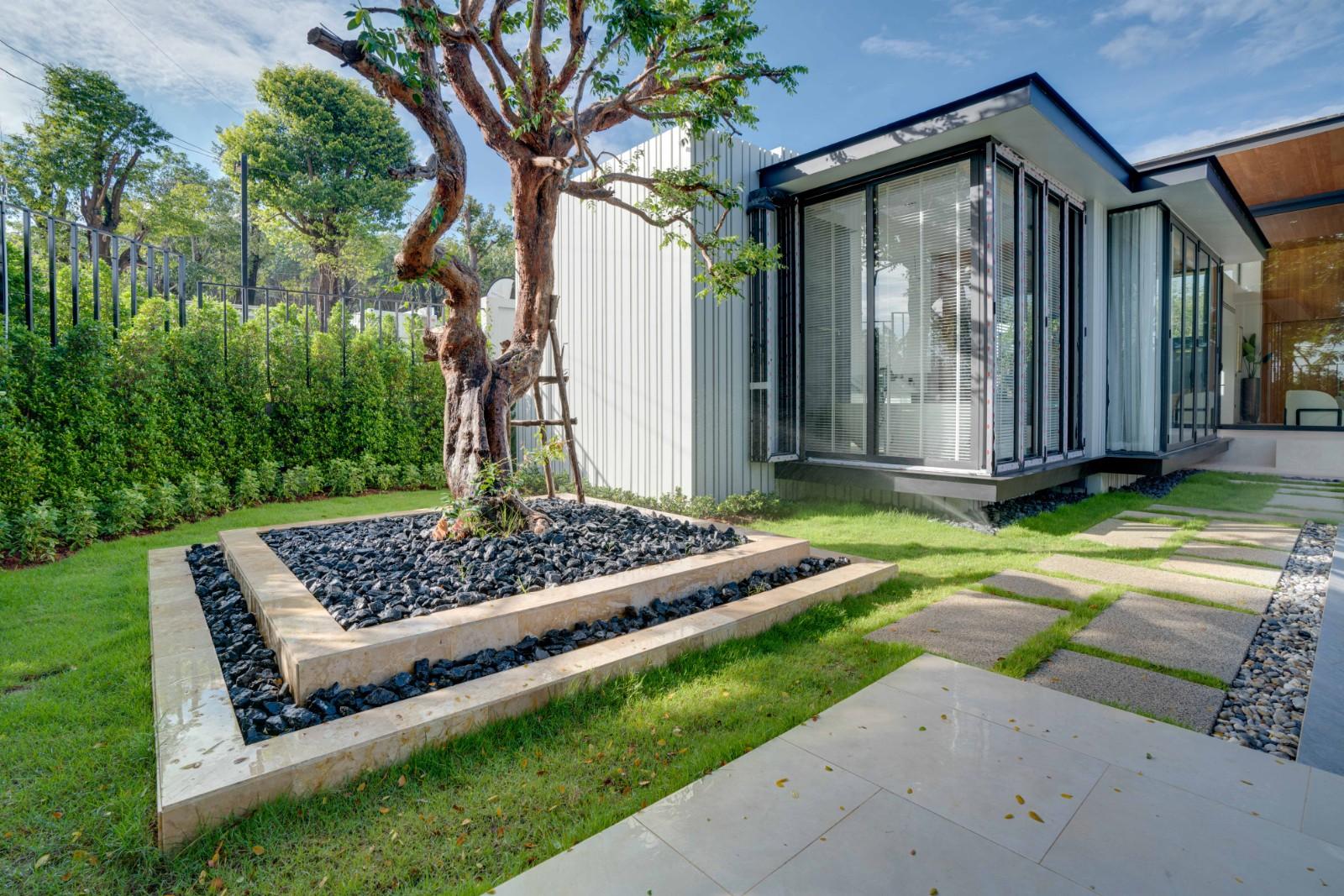 Interior view of 4 Bedroom Modern Pool Villas for Sale in Botanica Green Boulevard