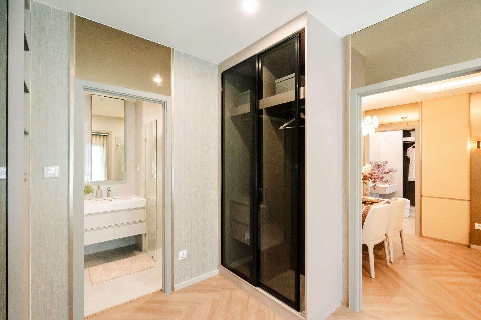 Interior view of Large 2 Bedroom Modern Condo for Sale at Title Coralina, Kamala