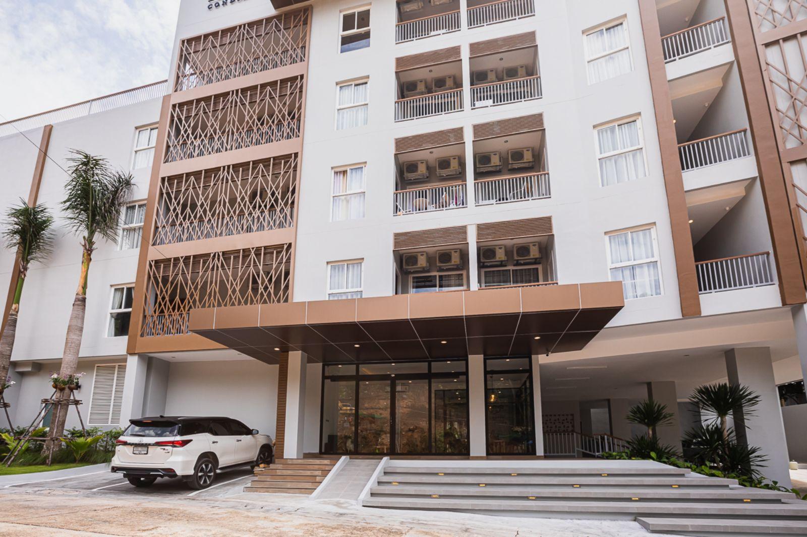 View from Sea View Ready to Move in Condo for Sale at Palmetto Karon