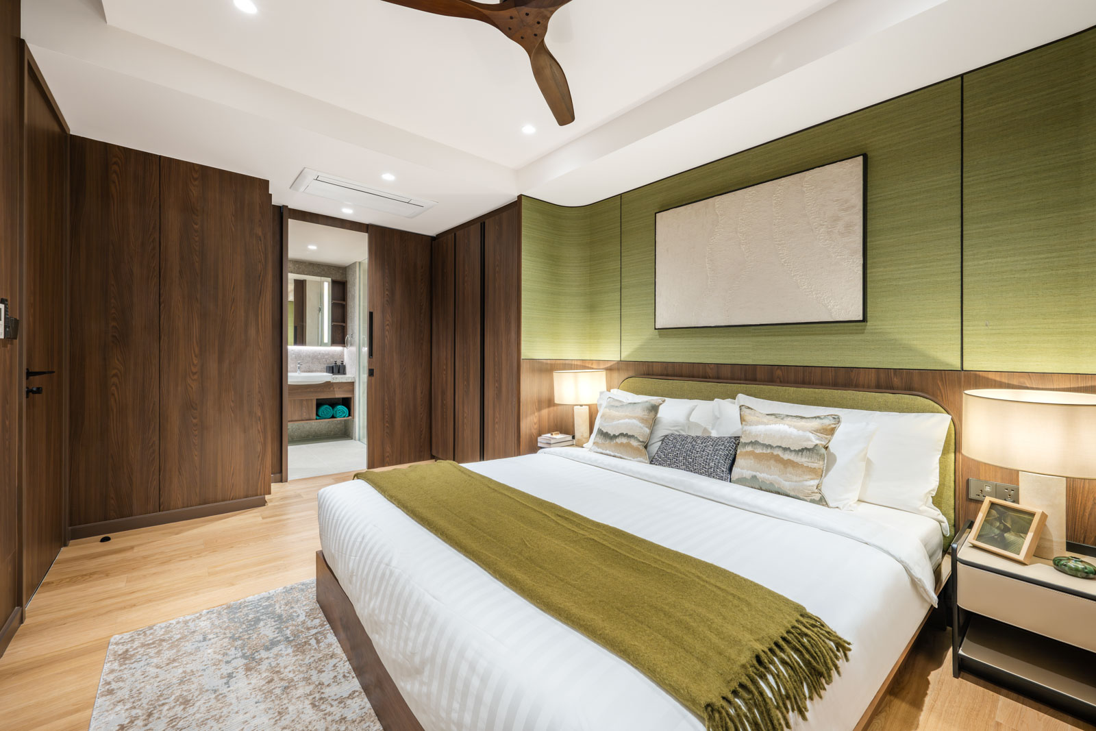 Luxury 3-Bedroom Condo in Laguna Golf Residences Hibiscus - Photo 13