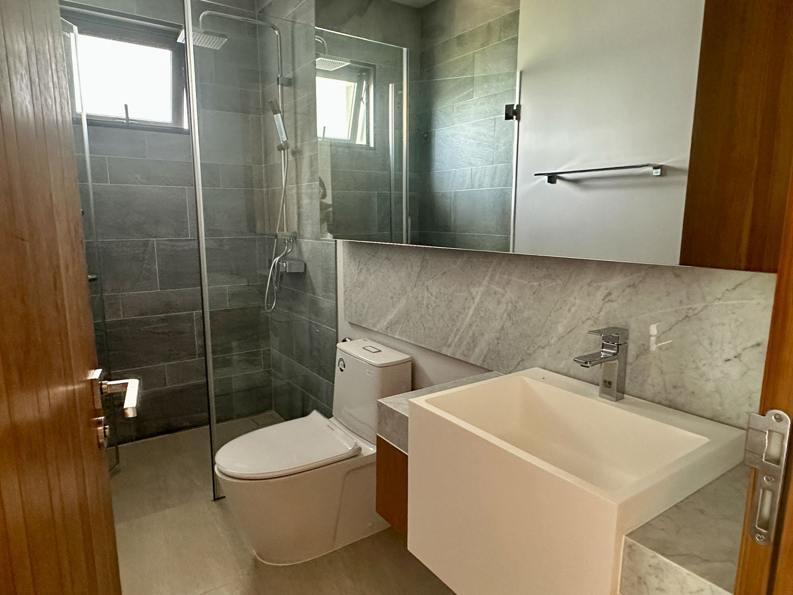 Botanica Foresta 4-Bedroom Resale - Ready to move & 1-Year Financing Plan - Photo 18