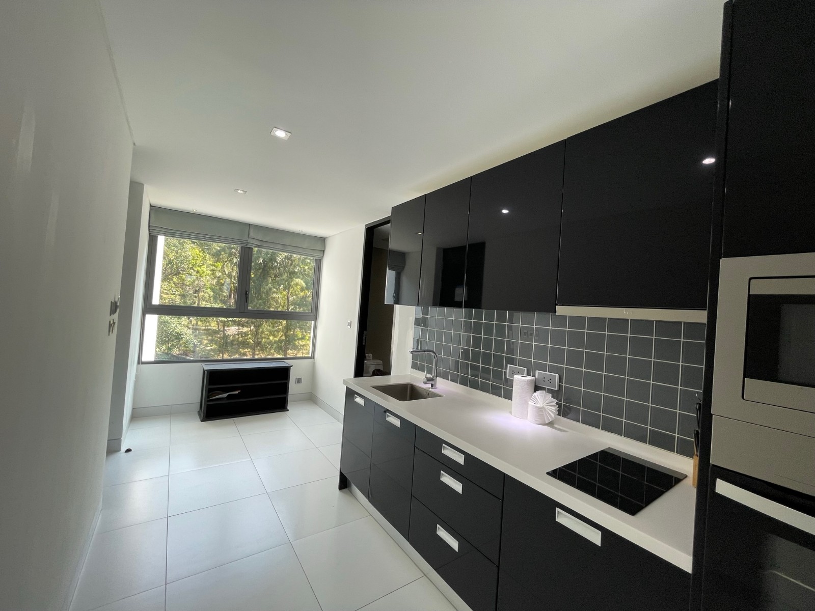 Luxury Full Sea View 1-Bedroom Condo for Sale in Twin Sands, Patong, Phuket - Photo 3