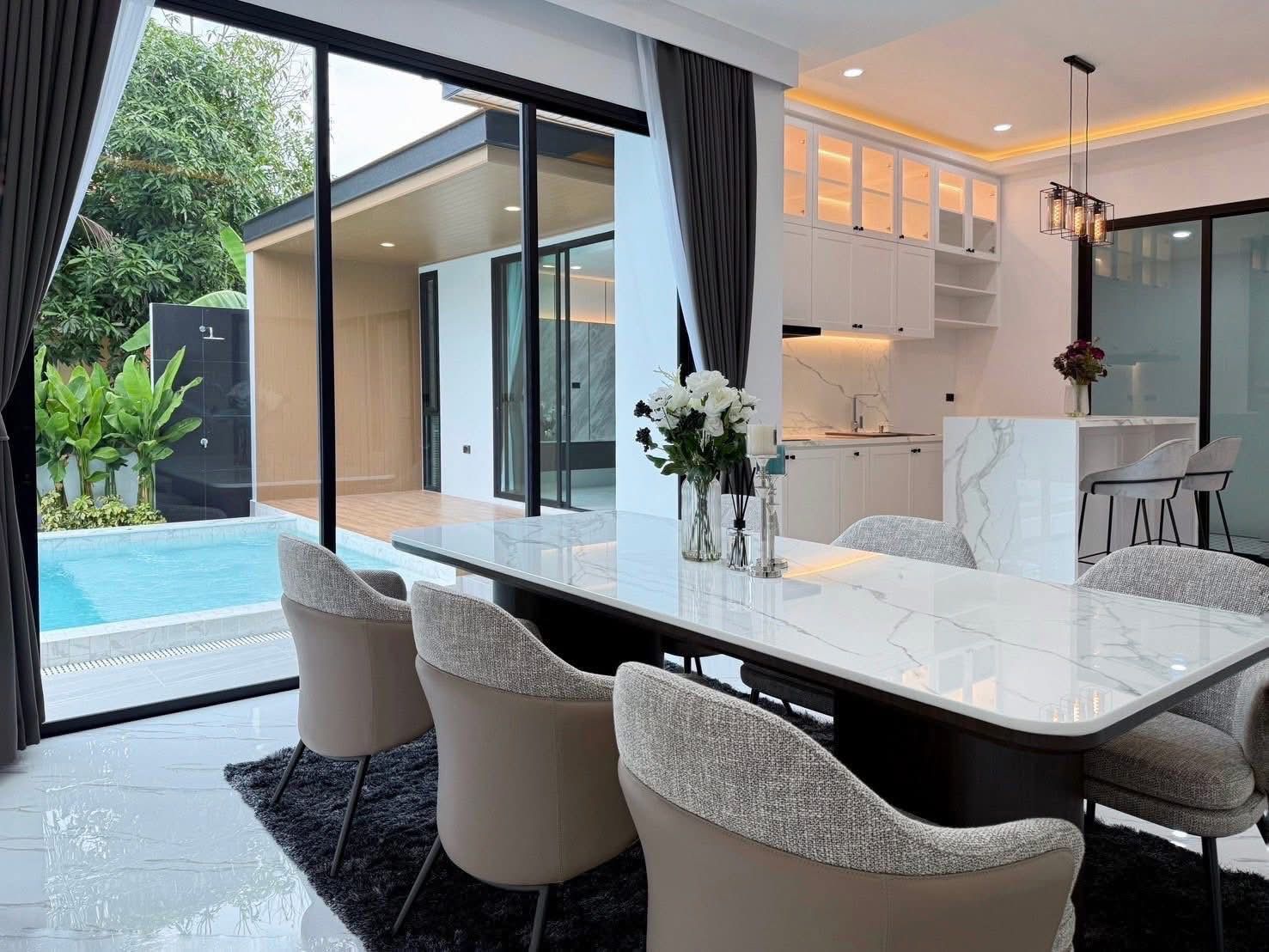 Ready to Move In Private Pool Kathu Villa for Sale - Near BIS - Photo 7