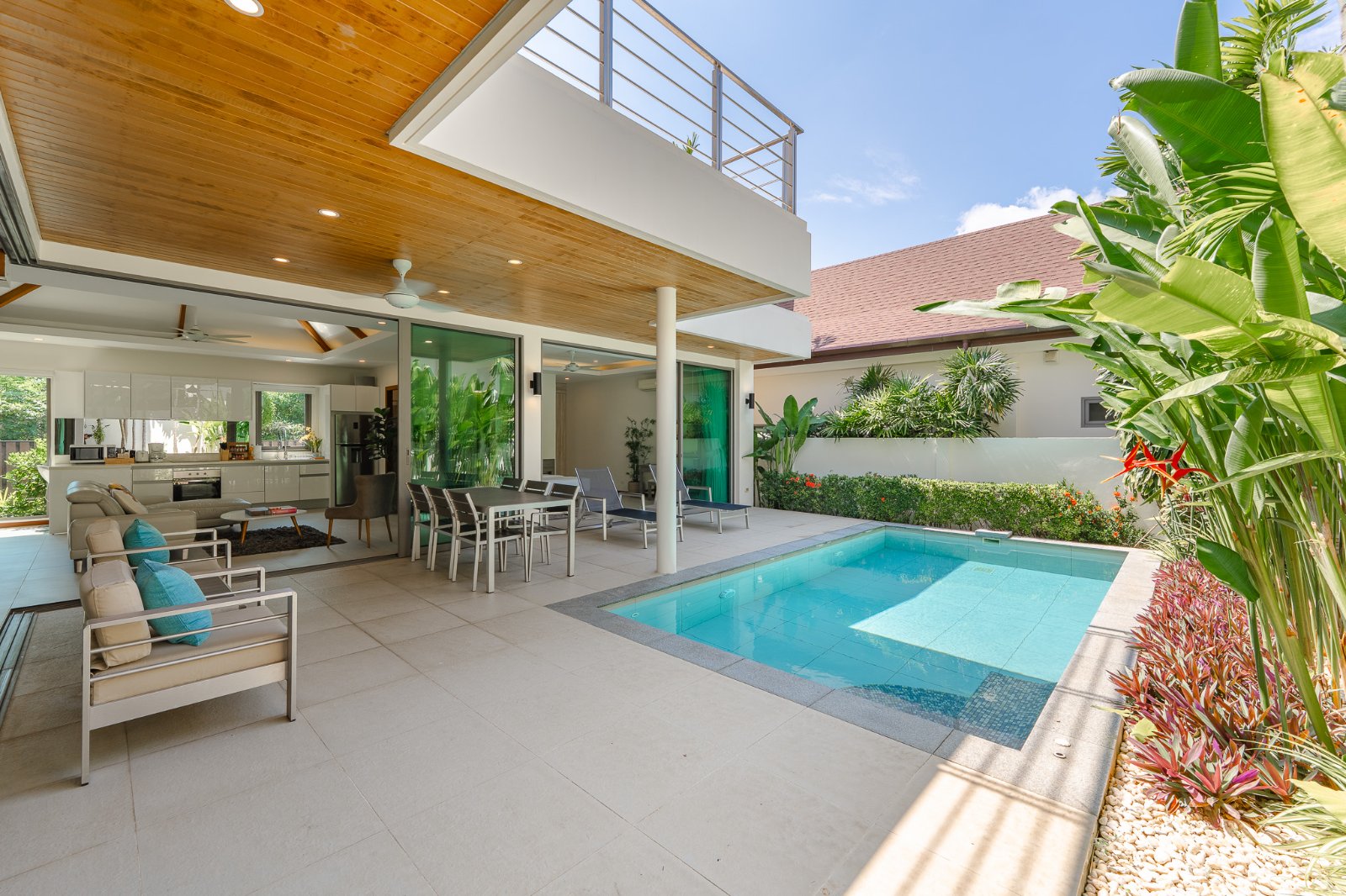 4 Bedroom Resale KA Villa Walking Distance to Rawai Beach