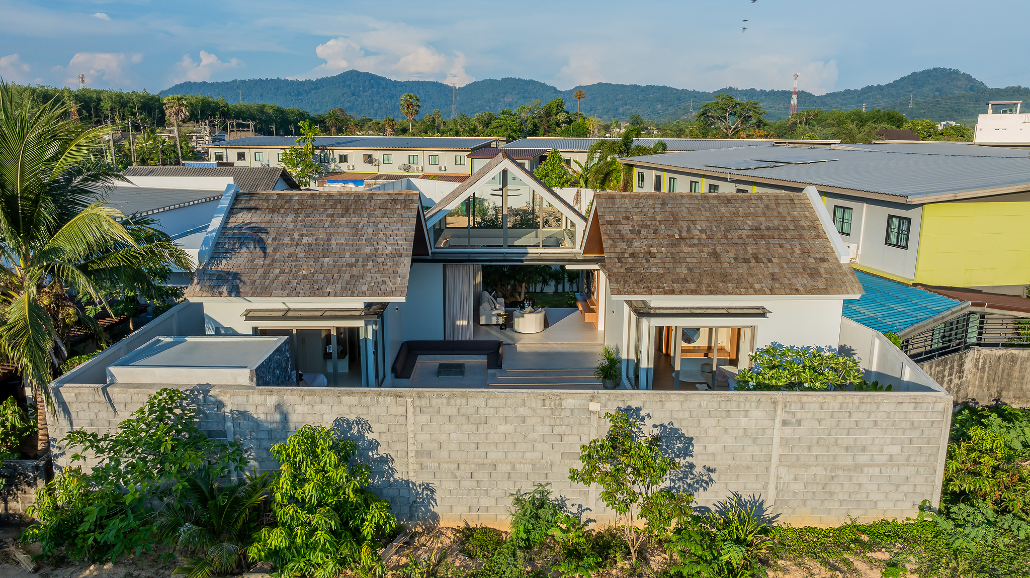 Grandma Villas - Thalang Villas for Sale with Modern Tropical Architecture - Photo 7