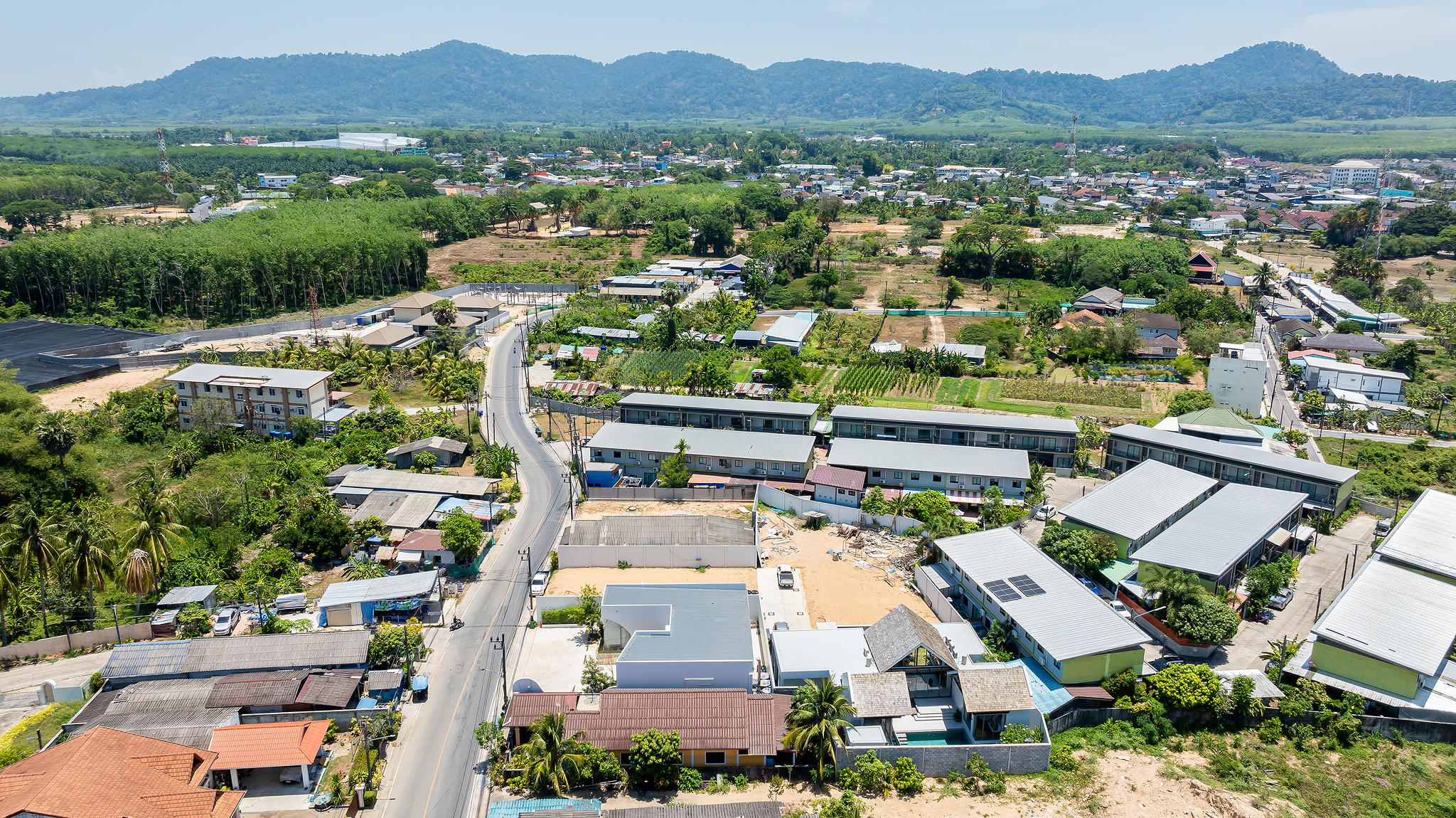 Grandma Villas - Thalang Villas for Sale with Modern Tropical Architecture - Photo 5