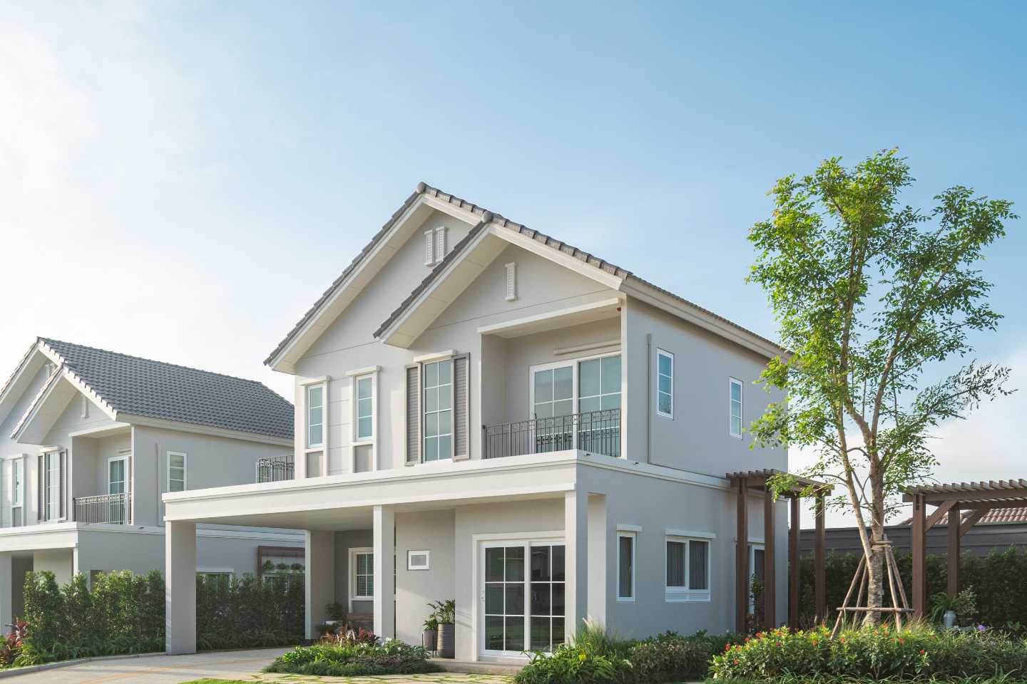 Anasiri Paklok - European Cottage-inspired architecture with practical layouts - Photo 2