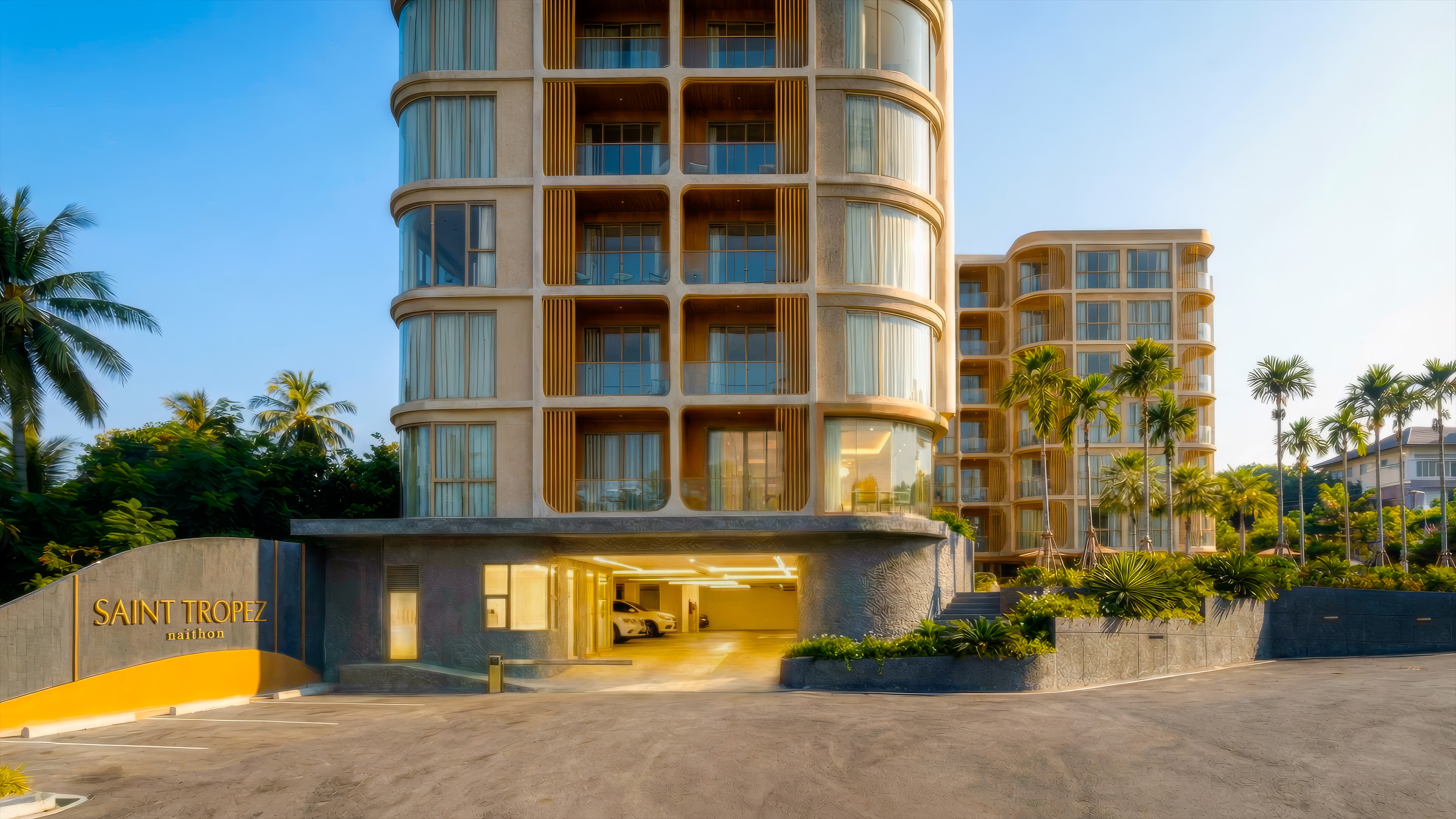 Saint Tropez Condominium - Walking Distance to Naithon Beach - Photo 2