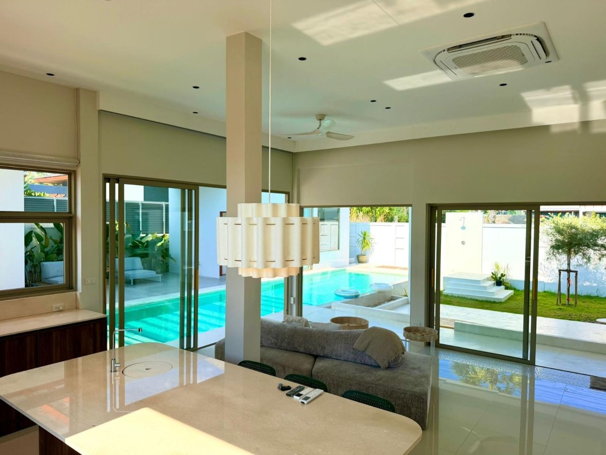 Interior view of Ready-to-move-in 4-Bedroom Ananda Lake View, Thalang Villa for Sale