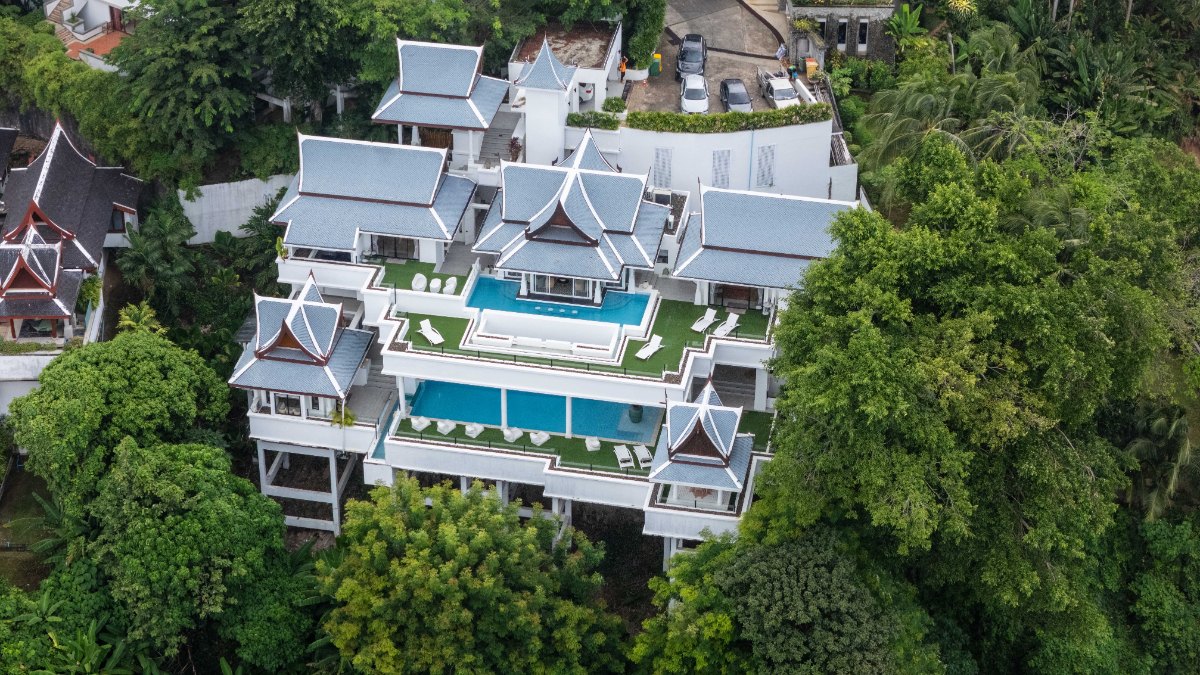 Interior view of 5 Bedroom Sea View Pool Villa for Sale at Baan Thai Surin Hill