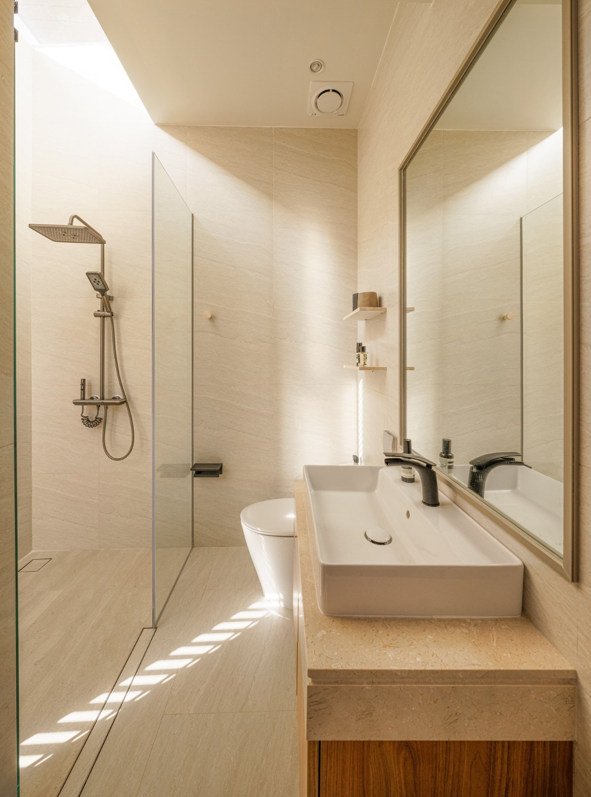 Interior view of 3-Bedroom Pool Villa for Sale in Ansaya, Cherngtalay