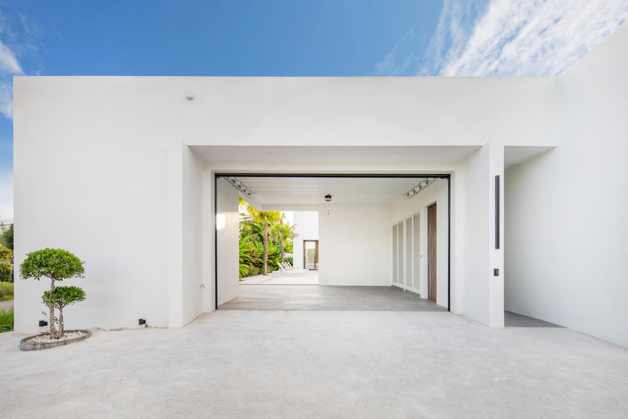 Interior view of 3 Bedroom Private Pool Villa for Sale in Thalang