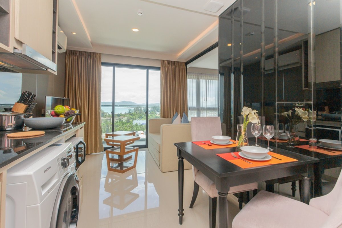 Interior view of Foreign Freehold 1-Bedroom Sea View Condo for Sale in Mida Grande Resort, Surin Beach, Phuket