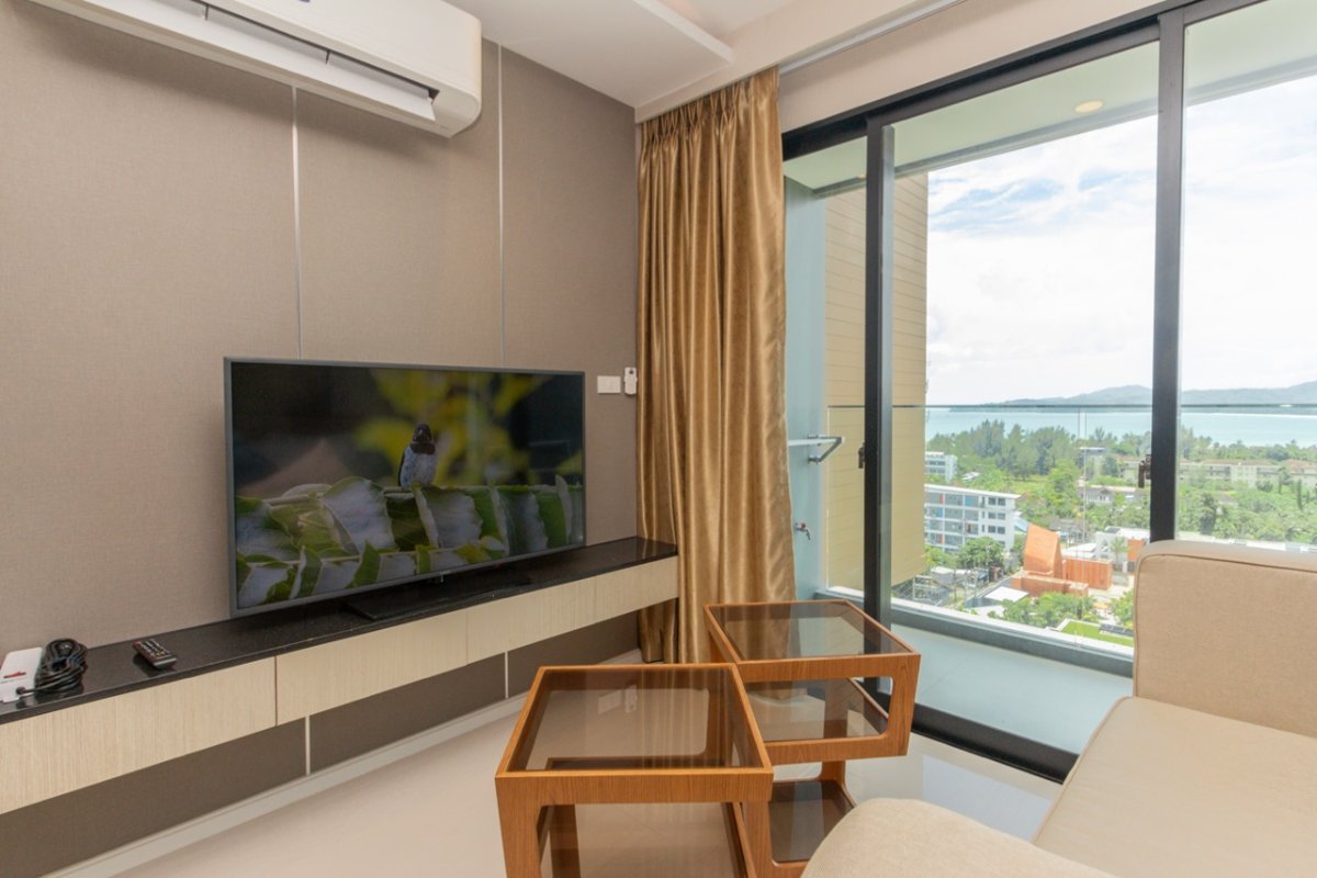 Interior view of Foreign Freehold 1-Bedroom Sea View Condo for Sale in Mida Grande Resort, Surin Beach, Phuket