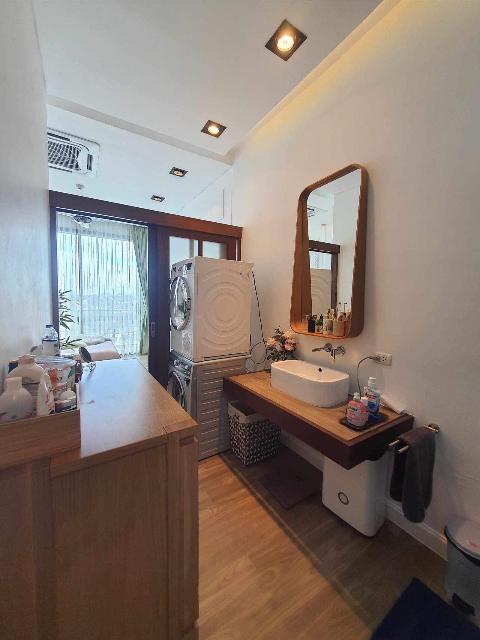 Interior view of 2 Bedroom Sea View Apartment for Sale at Saturdays Condo, Rawai - B4268-9